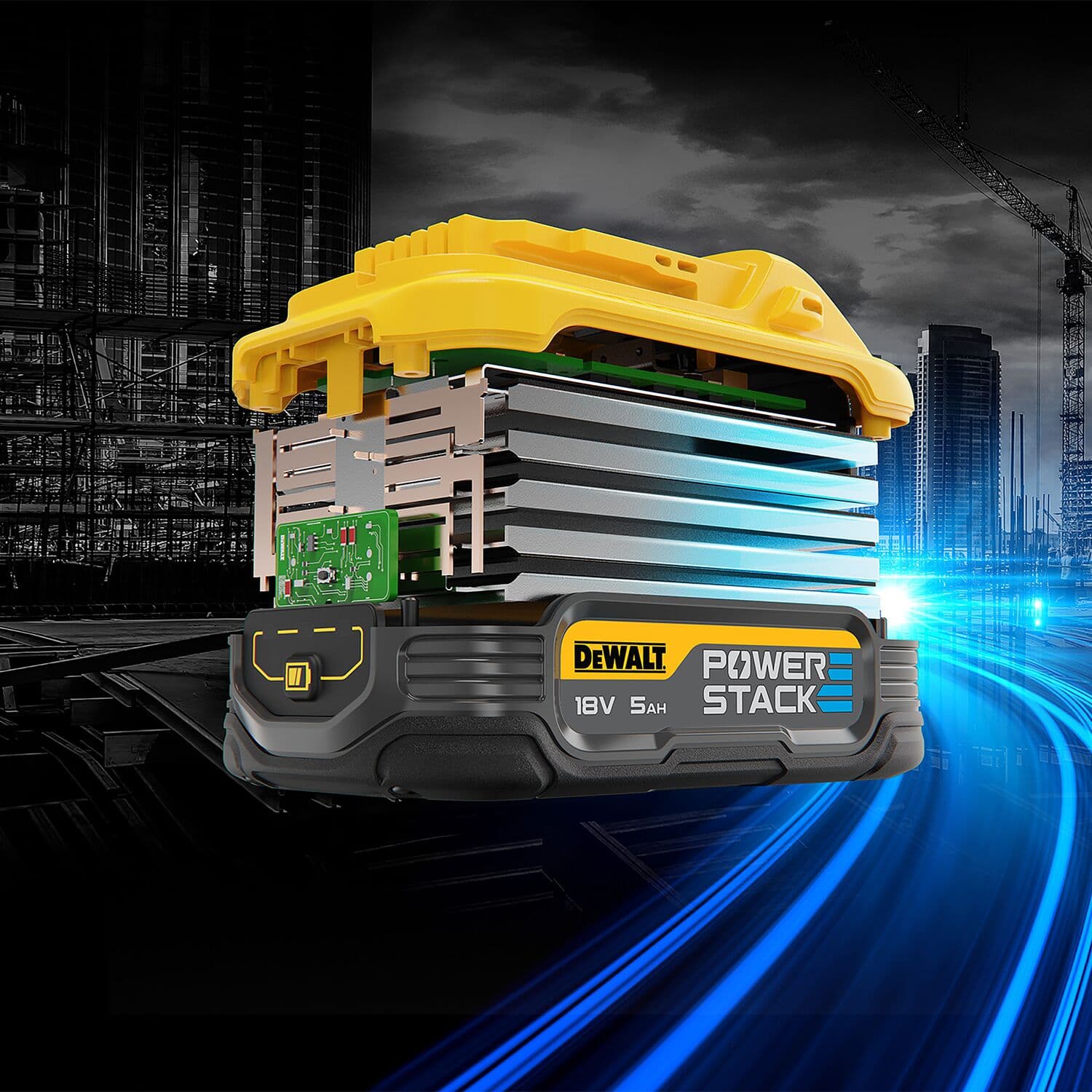 Batería DEWALT Powerstack 18V 5Ah con estructura interna, sobre fondo de obra en construcción.